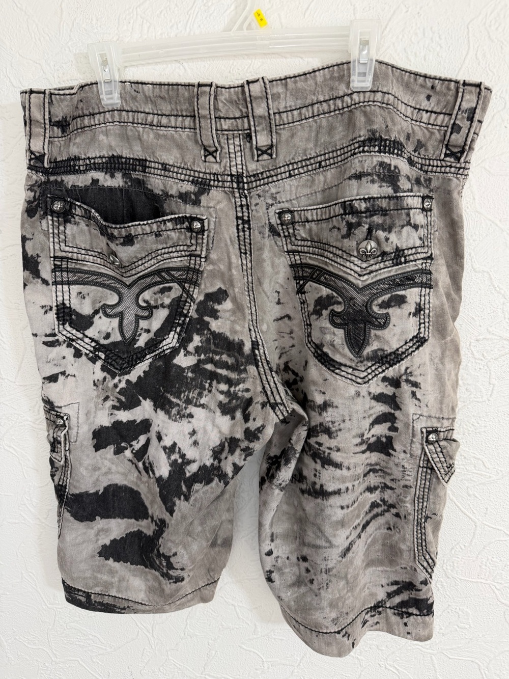 RARE Rock Revival Y2K Grunge Black Denim Jean Shorts Mens Size 38 Jorts Clean